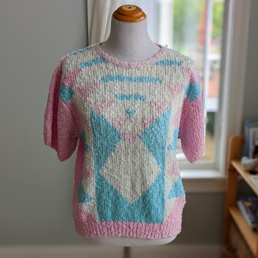 Vintage 1980s Pink Blue Short Sleeve Sweater Geometric Abstract Pastel Retro VTG